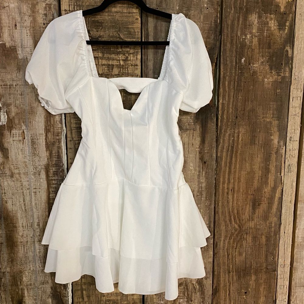 NWT SNDYS Barcelona Dress white mini puff sleeve Revolve M - Picture 6 of 9